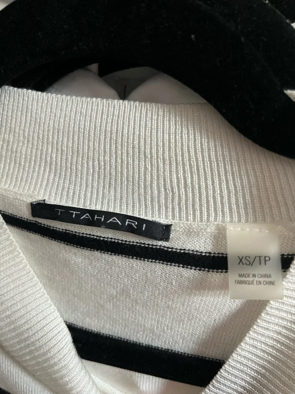 Tahari Striped Mock Neck Knit Top XS - Picture 2 of 4